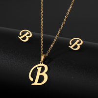 Ensemble de bijoux tendance en acier inoxydable : collier et boucles d'oreilles avec lettres, bijoux en acier inoxydable pour femmes, vente en gros