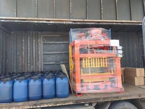 เครื่องผลิตอิฐดินเหนียวคอนกรีตบล็อกเครื่องยนต์ขนาดเล็กแบบมืออาชีพ - Product Image 5