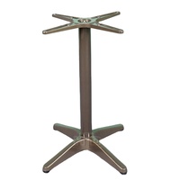 Table de salle à manger extérieure moderne en aluminium robuste à prix de gros avec pieds en métal