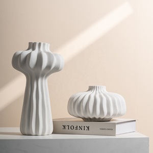 Vendita calda nuovo vaso di <span class=keywords><strong>ceramica</strong></span> a forma di <span class=keywords><strong>zucca</strong></span> bianca decorazione vegetariana soggiorno ornamenti per la casa vaso decorativo in <span class=keywords><strong>ceramica</strong></span> - Product Image 6