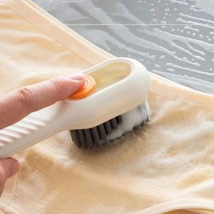 Multifunctional Eco-Friendly PP Soft Nylon Bristled Shoe Brush with Long Steel Handle and Automatic Liquid Adding - Product Image 4