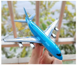 Xuyên biên giới hợp kim máy bay chở khách Mô hình đồ chơi kéo trở lại mô phỏng với bánh xe nhựa Quà Tặng hàng không - Product Image 3