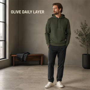 Sweat-shirt à capuche pour homme, vert olive foncé, coupe classique, couleur unie, décontracté, en coton tricoté, avec cordon de serrage à la capuche - Product Image 1
