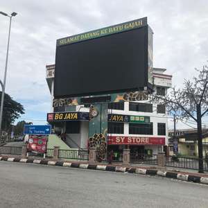 Pantalla LED para Publicidad Exterior, Panel de Video de Gran Tamaño 3x6, Pantalla LED P10 para Anuncios en Exteriores - Product Image 1