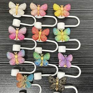 2025 nueva moda de lujo <span class=keywords><strong>mariposa</strong></span> brillo silicona accesorios para beber 10mm cubierta de paja reutilizable encanto Topper para vaso de 40oz - Product Image 1