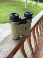 Jumelles laser de télémétrie 10x42 ED BAK4 Prism 905nm Classe I IP67 étanches pour la chasse