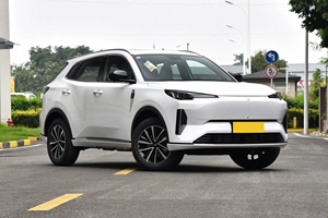 <strong>2025</strong> Changan Qiyuan Q05 High Quality at the Lowest <strong>Price</strong> for Oceania - Product Image 4