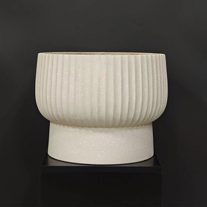 Nhà Máy Bán Buôn Đơn Giản Sọc Nổi Ngoài Trời Trong Nhà Trang Trí Nội Thất Nhà Máy Nồi Sợi Đất Sét Lọ Hoa Cho Vườn - Product Image 4