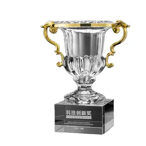 Piala kaca kristal K9 kreatif kualitas tinggi trofi kejuaraan olahraga logam kelas tinggi disesuaikan