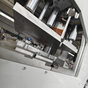 Fenêtre <span class=keywords><strong>PVC</strong></span> à <span class=keywords><strong>coin</strong></span> unique faisant des machines fabriquées en Chine Machine à souder - Product Image 5