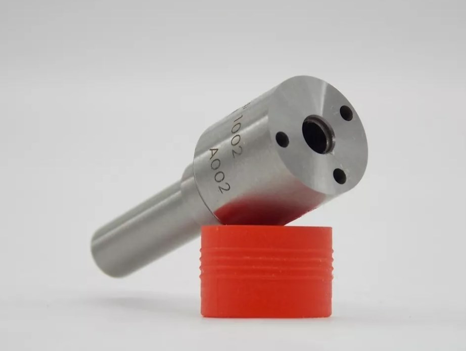 very good quality in stock fuel injector nozzle DSLA140P1002 F000430904  fuel injection nozzle DSLA140P1002 F000430904