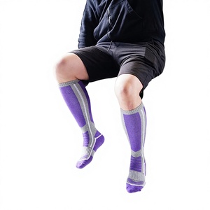 Chaussettes de ski en laine tricotée épaisse unisexe pour l'hiver 2026, chaussettes chaudes de longueur mi-mollet pour la course à pied, la randonnée et les sports de plein air - Product Image 3
