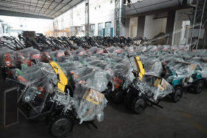 Multifunktions-Benzin-Micro-Power-Boden bearbeitungs grubber zum Aufheben von Jäten und Graben für die Landwirtschaft - Product Image 5