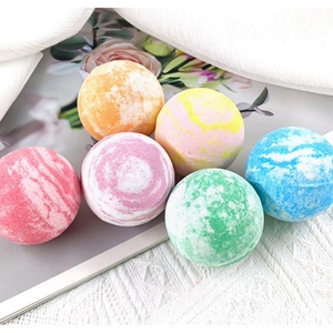 Fabricante OEM, Venta al por Mayor, Bola de Baño Efervescente Natural y Orgánica de 6 Colores, Hecha a Mano, para Spa en Casa, para Set de Regalo, 70g, 3 Años de Duración - Product Image 1