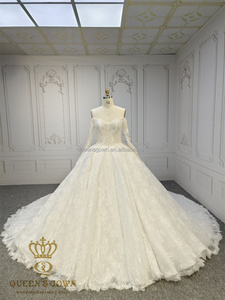 Vestido de Novia QUEENSGOWN de Encaje <span class=keywords><strong>Chantilly</strong></span> Clásico de Lujo <span class=keywords><strong>con</strong></span> Lentejuelas Brillantes, Hombros Descubiertos y Mangas Largas - Product Image 1