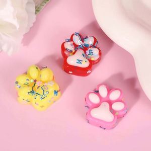 Venta al por mayor de juguetes mini de mochi con forma de patas de gato, simulación de comida Kawaii, bolsas de regalo para fiestas, juguetes unisex antiestrés para la venta - Product Image 2