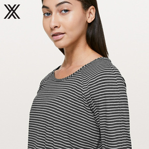 Nuevo diseño transpirable de secado rápido camiseta <span class=keywords><strong>mujer</strong></span> t camiseta <span class=keywords><strong>para</strong></span> las mujeres - Product Image 4