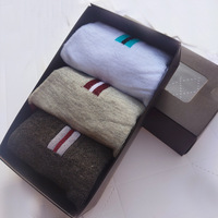JR-247 Printemps Automne 3 Paires De Luxe Cadeaux Boîte Couleur Unie Concepteur Chaussette Respirant Coton Plus La Taille Hommes D'affaires Chaussettes
