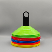 Cônes de signalisation (lot de 50) avec sac de transport pour l'entraînement de vitesse, équipement d'entraînement de football et de basketball, en PE écologique