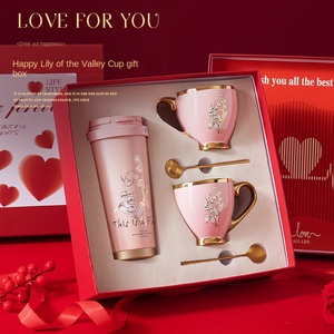 קופסת מתנה של שושנת היער - פשטות מודרנית סִגְנוֹן סט מתנה ליום האהבה ויום הולדת עבורה, קופסת נייר פרימיום לחברה - Product Image 3