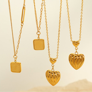 Collar con Colgante de Corazón, Acero Inoxidable Dorado, Joyería para Mujer, Regalo, Diseño Geométrico Cuadrado, Estilo Minimalista - Product Image 1