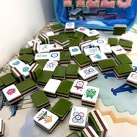 Nouveau design de luxe, jeu de tuiles de mahjong américain vert olive, en acrylique, portable, pour le voyage et le divertissement, jeu de table