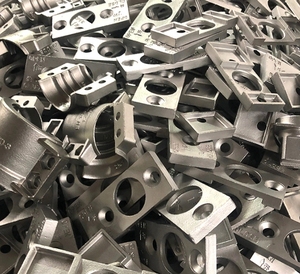 Pièces de précision en alliage d'aluminium moulé sous pression AlSi9Cu3 personnalisées de la marque YF, mécanisme de liaison de porte d'ascenseur, composants OEM, Guangdong - Product Image 6