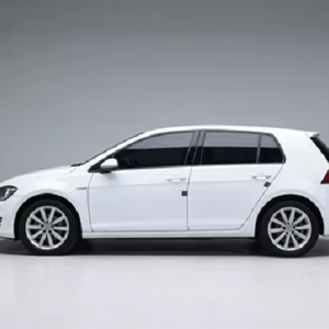 Volkswagen Golf 2014 TDI con Motor Diésel Turboalimentado y Caja de Cambios DSG, Muy Eficiente en Consumo de Combustible, Ecológico, Bajas Emisiones - Product Image 1