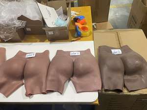 Leggings <span class=keywords><strong>Taglie</strong></span> Forti da <span class=keywords><strong>Donna</strong></span> con Imbottitura Glutei in Silicone per Crossdresser e Transgender, Fianchi Imbottiti in Silicone per Comfort e Stile - Product Image 4