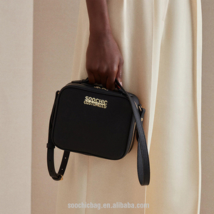 Robe <span class=keywords><strong>Soochic</strong></span> avec logo personnalisé fourre-tout en cuir carré violet en relief de luxe pour femmes sacs à bandoulière pour femmes sacs à main et sacs à main - Product Image 4