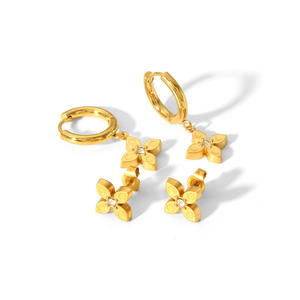 18k सोने की प्लेटेड क्रिस्टल जिरकॉन क्लोवर फूलों की हूप स्टड इयररिंग्स डेन्टी ट्रेंडी राजकुमारी कट फैशन गहने - Product Image 1