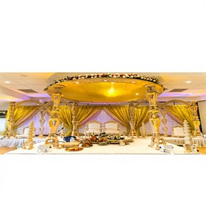 Magnifique Mandap de mariage en bois naturel, Mandap de mariage indien fait main, Mandap de mariage avec pilier en forme de cœur, décoration d'événements au Canada - Product Image 1