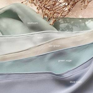 ผ้าคลุมศีรษะชีฟองเนื้อหนาคุณภาพสูง 102 สี ผ้าคลุมศีรษะมุสลิมสำหรับผู้หญิง ผ้าคลุมศีรษะแบบโซอี เดอ เมดีน ผ้าคลุมไหล่ลายชาติพันธุ์ ขายส่ง - Product Image 3