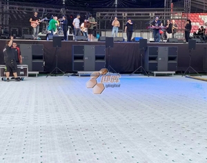 Panneaux de verrouillage portables temporaires colorés personnalisés pour l'extérieur Revêtement de sol en plastique pour événement Stade Concert Party Protection du gazon - Product Image 3