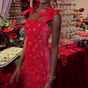 Robe de soirée pour femme, style halter, en dentelle, tendance - Product Image 4