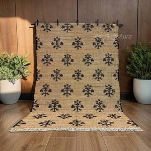Tapis en jute Aura Kilim floral, tapis artisanal en jute écologique à poils plats avec franges pour salon - Product Image 3