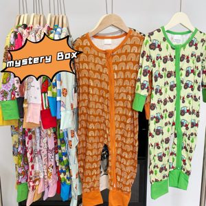 Caja Misteriosa al por Mayor, Pijamas de Bambú de Diseño Mixto RTS, Conjunto con Personajes Aleatorios Impresos - Product Image 2