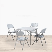 Table pliante d'extérieur carrée moderne en plastique avec plateau en HDPE, pieds stables, mobilier d'hôtel, mariages, repas, écologique, durable, facile à nettoyer