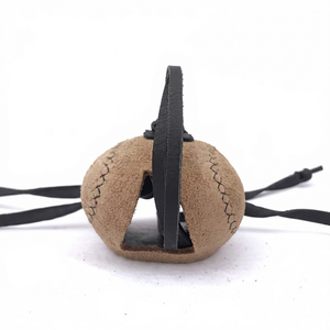 Équipement de fauconnerie léger en cuir véritable, style arabe Qatari personnalisable, de haute qualité, très demandé - Product Image 1