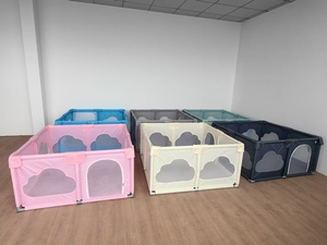 Vente directe usine : Parc de jeu intérieur pour bébés et enfants, barrières de sécurité pour ramper et marcher, respectueux de l'environnement, personnalisable - Product Image 5