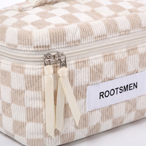 Cotton Quilted Checkerboard <b>Vanity</b> <b>Case</b> Large Ecru Taupe Makeup Bag Custom Logo OEM ODM BSCI - Product Image 4