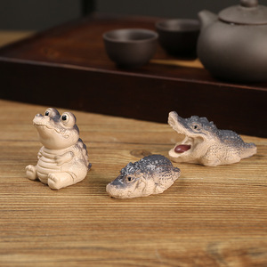 Figura de Cocodrilo de Resina Master Gu 7313B, Decoración para Mesa de Té, Regalo - Product Image 3