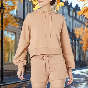 Sudadera con Capucha Corta Casual de Manga Larga para Mujer, Tallas Grandes, Color Marrón Liso con Logo Frontal, Antienvejecimiento, Más Vendida - Product Image 2