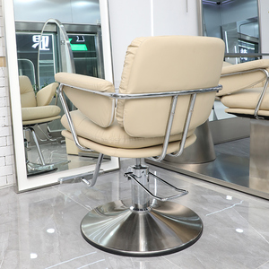 Chaises de barbier BoJue Chaise de coiffeur à cadre en acier inoxydable Équipement pour salon de <span class=keywords><strong>coiffure</strong></span> <span class=keywords><strong>Fournisseur</strong></span> de meubles de salon en cuir PU - Product Image 4