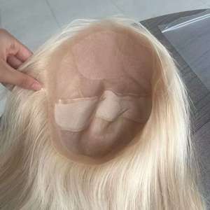 Perruque médicale sur mesure en soie, entièrement nouée à la main, en cheveux humains, pour patients souffrant de perte de cheveux suite à la chimiothérapie - Product Image 6