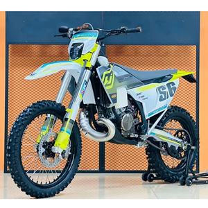 Hengjian DIRT BIKE ENDURO 21KW <span class=keywords><strong>2T</strong></span> S6 MT250 <span class=keywords><strong>250cc</strong></span> Moteur à deux temps refroidi par eau Moto tout-terrain haut de gamme 140 km/h - Product Image 2