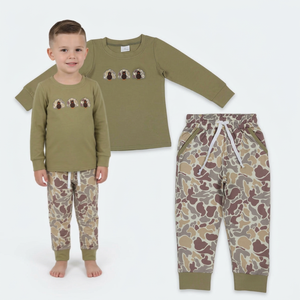 Vêtements en gros pour enfants : Ensemble chemise à manches longues brodée motif canard et pantalon camouflage pour garçons - Product Image 3