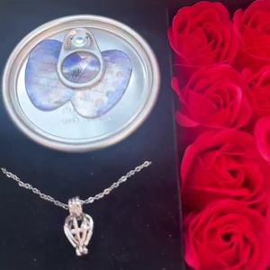 שרשרת צדפות פנינים סיטונאית עם קופסת מתנה יקרה בצבע ורוד, שרשרת פנינים לאהבה ליום האהבה וליום נישואין - Product Image 6