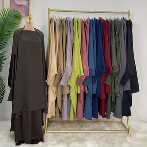 Set Abaya 2-Piece L-158 Dubai Warna Solid Bernapas Elegan Gaun Panjang untuk Sholat Pakaian Islami Wanita Muslim - Product Image 1