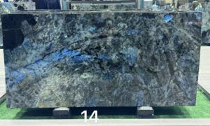 Losas de granito azul lemuriano de labradorita de <span class=keywords><strong>Madagascar</strong></span> para encimera de cocina - Product Image 6